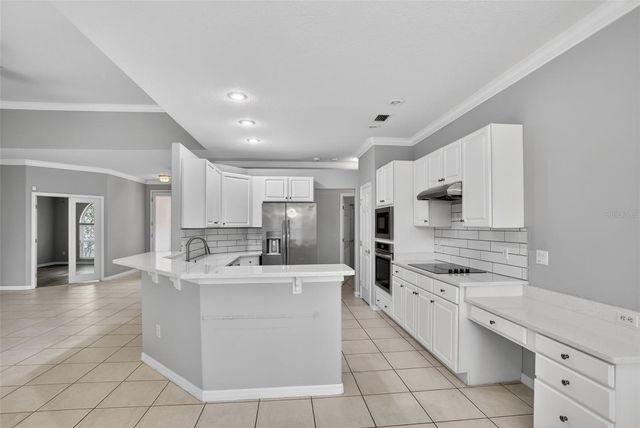 8852 GREAT COVE DRIVE, Orlando, FL 32819