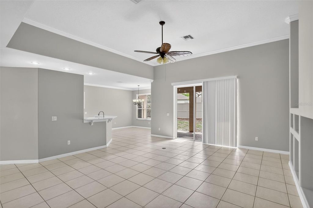 Image 14 of property listing at 8852 GREAT COVE DRIVE, Orlando, FL 32819