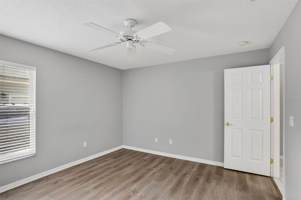 Image 35 of property listing at 8852 GREAT COVE DRIVE, Orlando, FL 32819