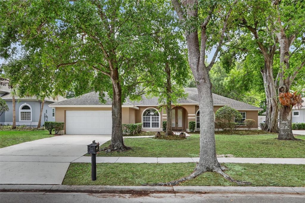 Image 52 of property listing at 8852 GREAT COVE DRIVE, Orlando, FL 32819