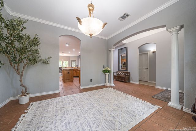 519 Long Mdw, Spring Branch, TX 78070