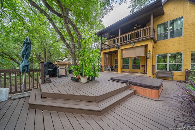 519 Long Mdw, Spring Branch, TX 78070