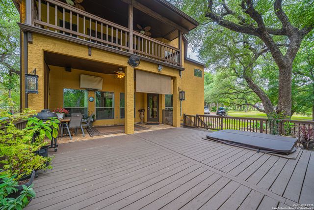 519 Long Mdw, Spring Branch, TX 78070