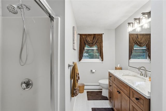 9 Daisy Court, Cranston, RI 02920