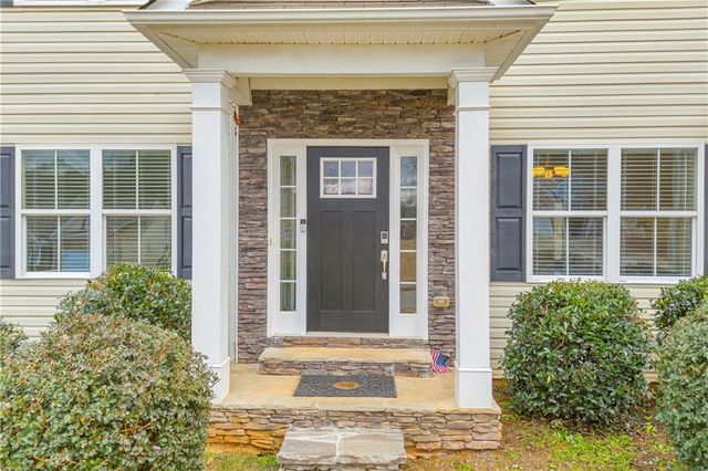 4528 White Horse Drive, Braselton, GA 30517