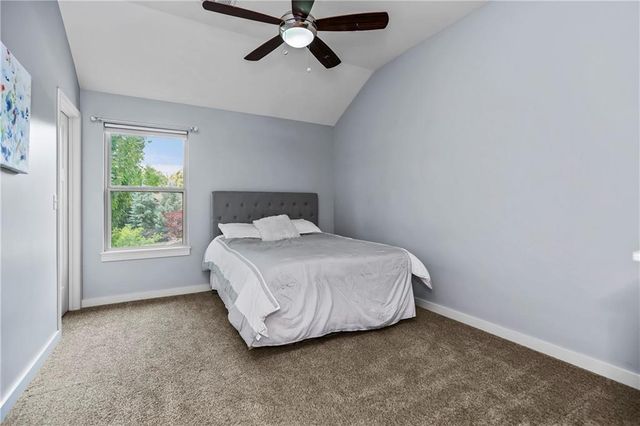 4527 Verona Drive NW, Riverside, MO 64150