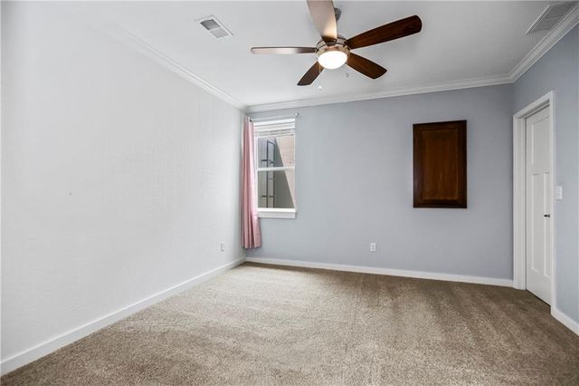 4527 Verona Drive NW, Riverside, MO 64150