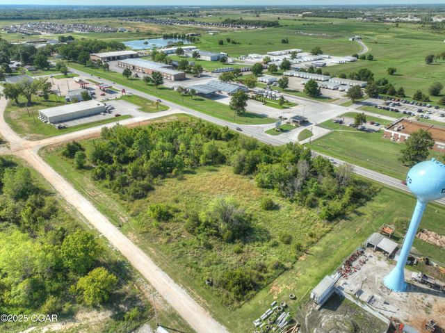 8110-8130 E 7th Street, Duenweg, MO 64841