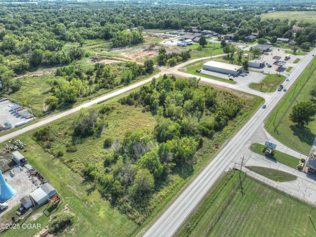 8110-8130 E 7th Street, Duenweg, MO 64841