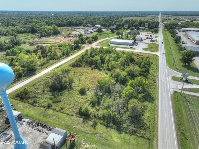 8110-8130 E 7th Street, Duenweg, MO 64841