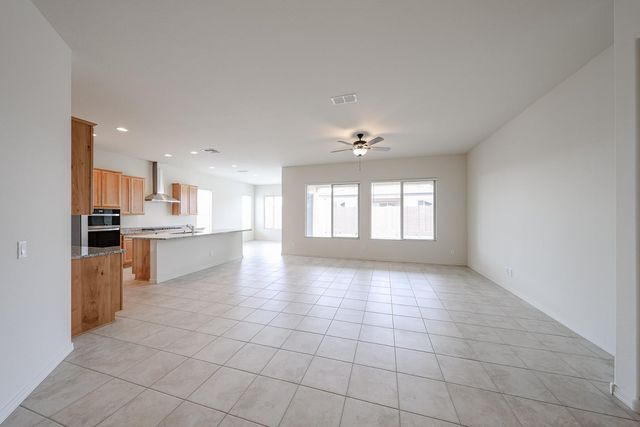 25620 N 167th Drive, Surprise, AZ 85387