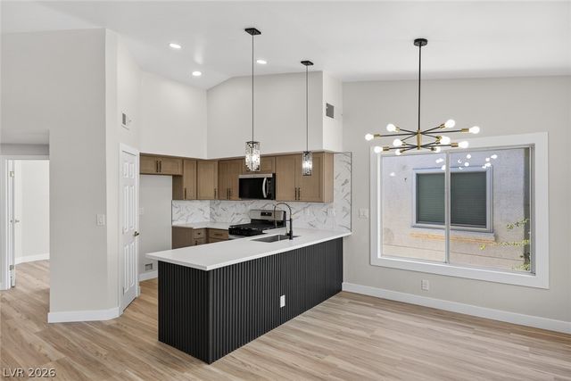 4820 Black Bear Road 201, Las Vegas, NV 89149