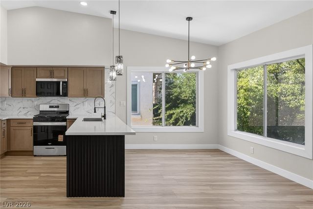 4820 Black Bear Road 201, Las Vegas, NV 89149