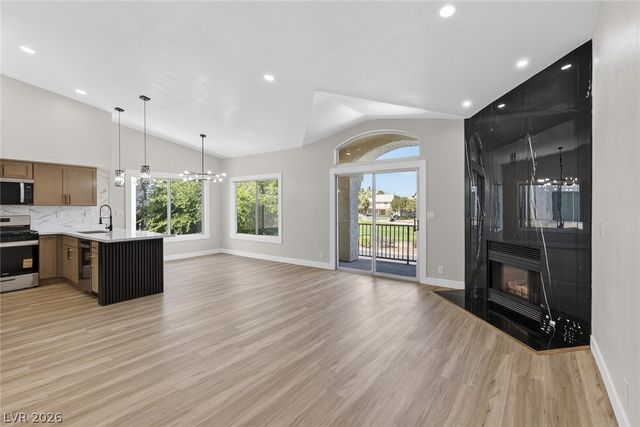 4820 Black Bear Road 201, Las Vegas, NV 89149
