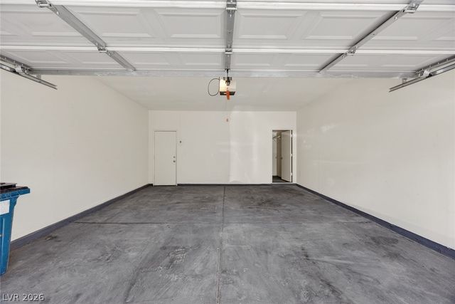 4820 Black Bear Road 201, Las Vegas, NV 89149