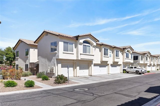 4820 Black Bear Road 201, Las Vegas, NV 89149