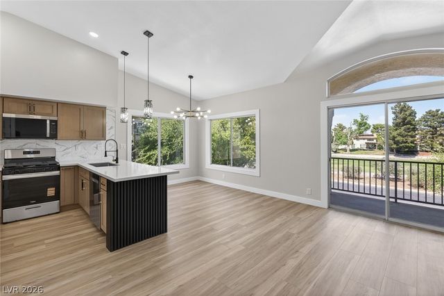 4820 Black Bear Road 201, Las Vegas, NV 89149