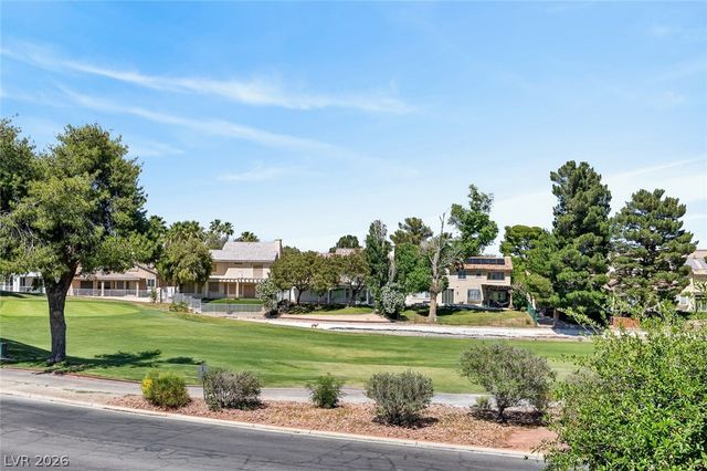 4820 Black Bear Road 201, Las Vegas, NV 89149