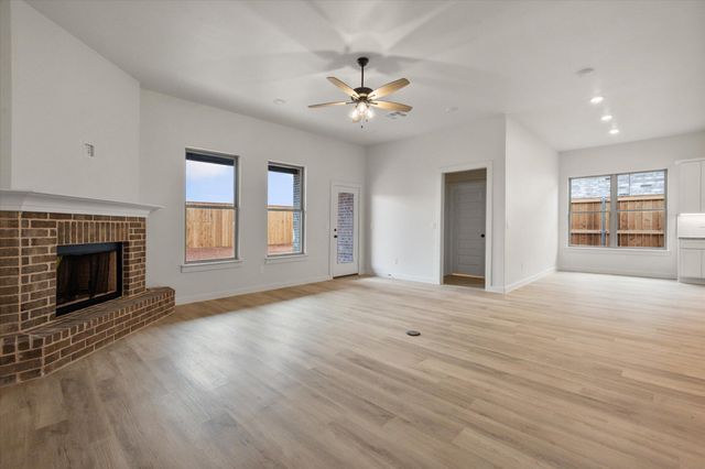 2903 Tractor Avenue, Wolfforth, TX 79382