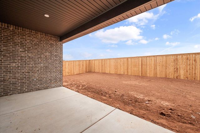 2903 Tractor Avenue, Wolfforth, TX 79382