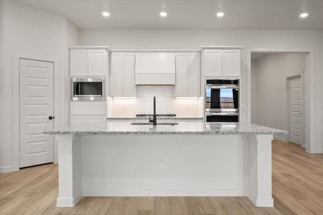 2903 Tractor Avenue, Wolfforth, TX 79382