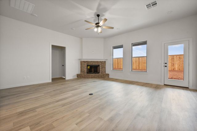 2903 Tractor Avenue, Wolfforth, TX 79382