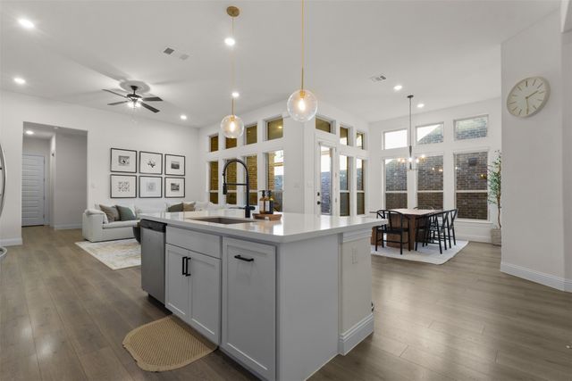 4719 Mulberry Hill Lane, Arlington, TX 76005