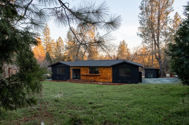 24084 Gold Circle, Pioneer, CA 95666