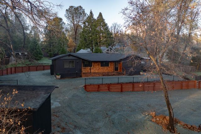 24084 Gold Circle, Pioneer, CA 95666