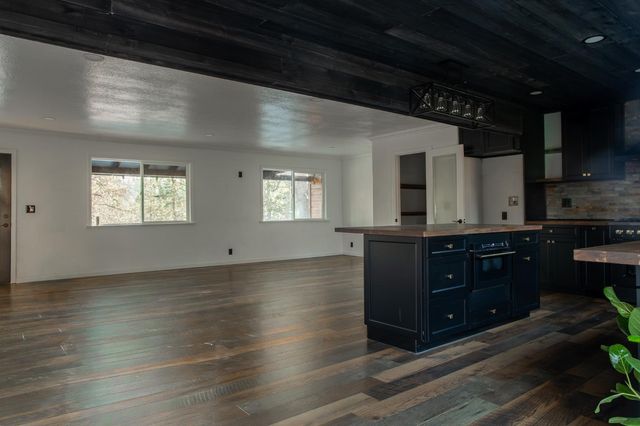 24084 Gold Circle, Pioneer, CA 95666