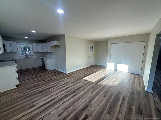 411 Lafayette Street, Clinton, NC 28328