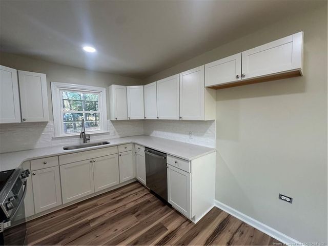 411 Lafayette Street, Clinton, NC 28328