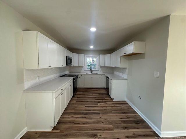 411 Lafayette Street, Clinton, NC 28328