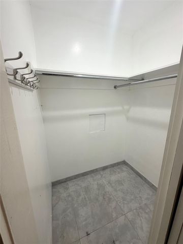 10518 Pleasanton Drive, Houston, TX 77038