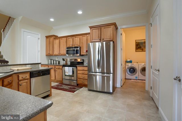 425 CARMELLA DRIVE, Mechanicsburg, PA 17050