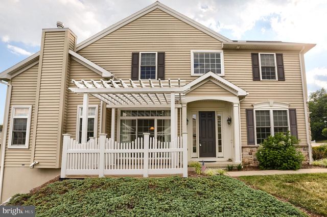 425 CARMELLA DRIVE, Mechanicsburg, PA 17050