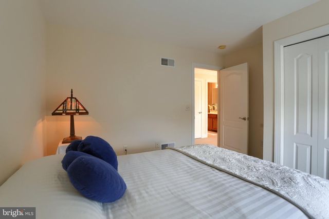425 CARMELLA DRIVE, Mechanicsburg, PA 17050