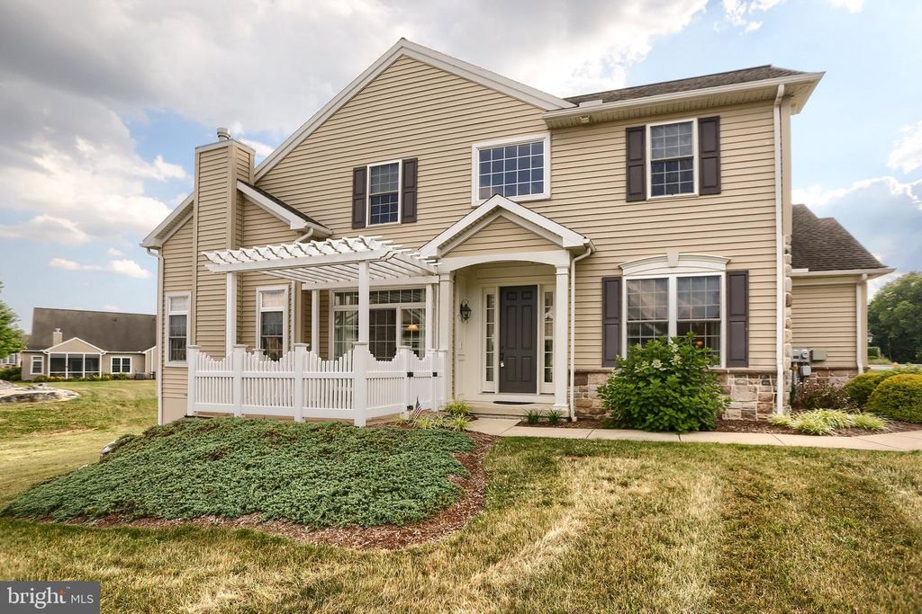 425 CARMELLA DRIVE, Mechanicsburg, PA 17050