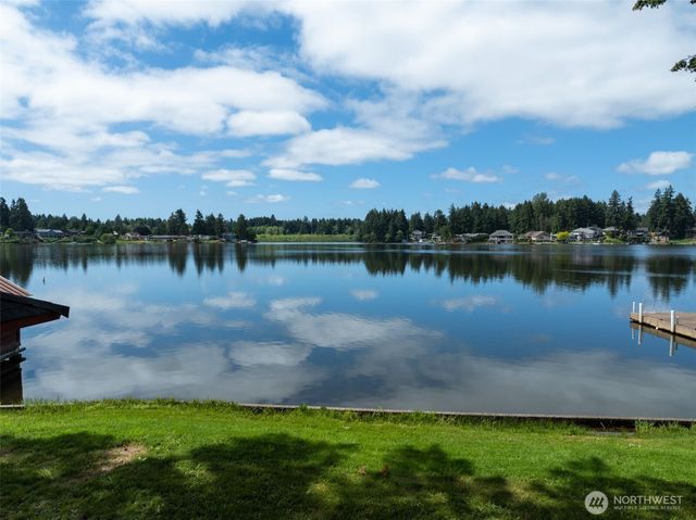 3621 Walthew Drive SE, Lacey, WA 98503