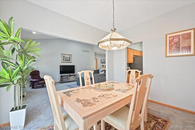 31055 Seneca Lane, Novi, MI 48377