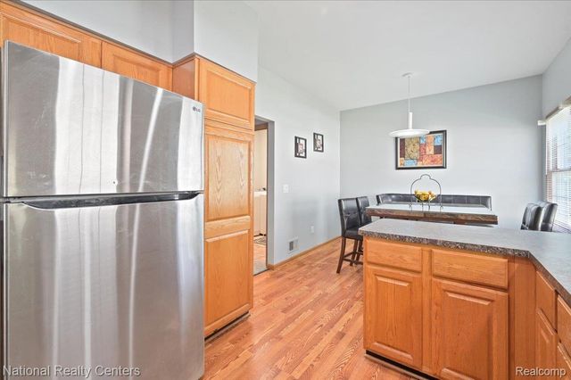31055 Seneca Lane, Novi, MI 48377