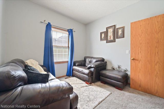 31055 Seneca Lane, Novi, MI 48377