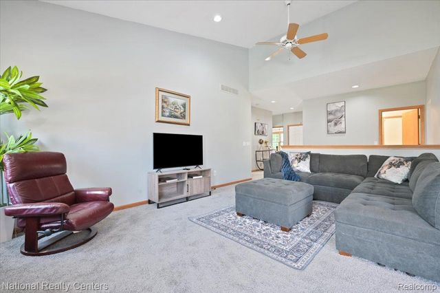 31055 Seneca Lane, Novi, MI 48377