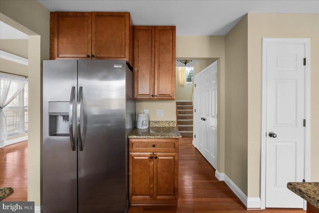 408 FOXRIDGE DR SW, Leesburg, VA 20175