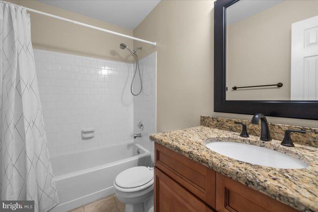 408 FOXRIDGE DR SW, Leesburg, VA 20175