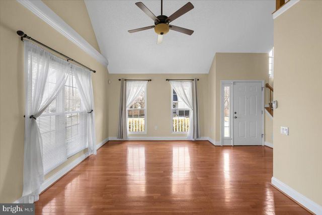 408 FOXRIDGE DR SW, Leesburg, VA 20175