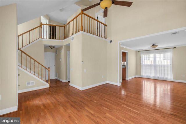 408 FOXRIDGE DR SW, Leesburg, VA 20175