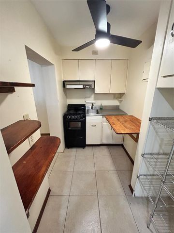 244 SW 3rd Place, Dania Beach, FL 33004