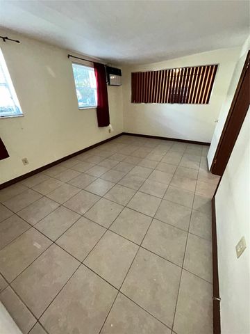 244 SW 3rd Place, Dania Beach, FL 33004