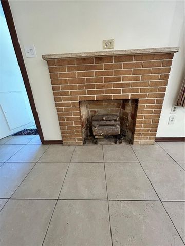 244 SW 3rd Place, Dania Beach, FL 33004